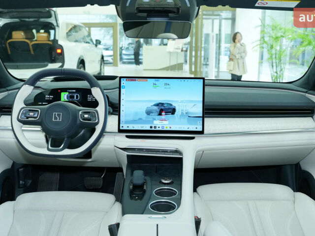 Zeekr 001, объемом двигателя 0 л и пробегом 0 тыс. км за 56400 $, фото 15 на Automoto.ua