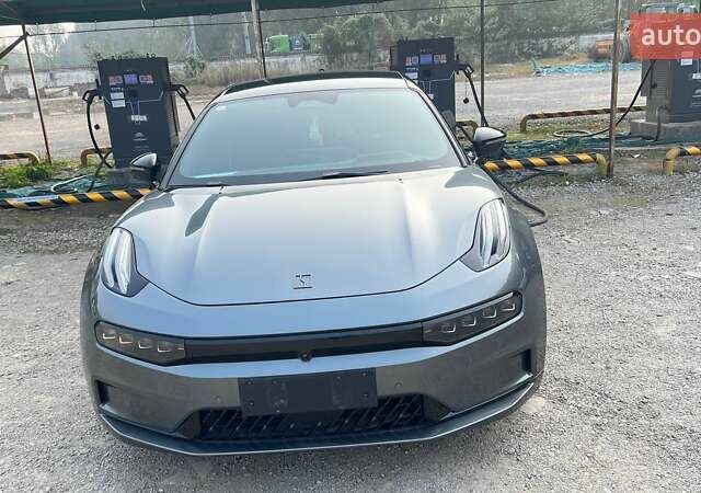 Сірий Zeekr 001, об'ємом двигуна 0 л та пробігом 49 тис. км за 35900 $, фото 1 на Automoto.ua