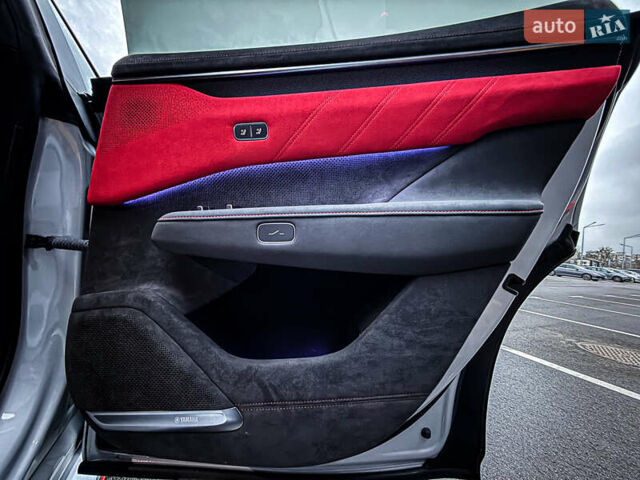 Сірий Zeekr 001, об'ємом двигуна 0 л та пробігом 2 тис. км за 79880 $, фото 19 на Automoto.ua