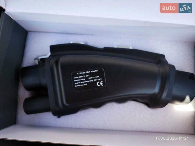 Серый Zeekr 001, объемом двигателя 0 л и пробегом 15 тыс. км за 39000 $, фото 43 на Automoto.ua