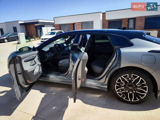Серый Zeekr 001, объемом двигателя 0 л и пробегом 15 тыс. км за 39000 $, фото 24 на Automoto.ua