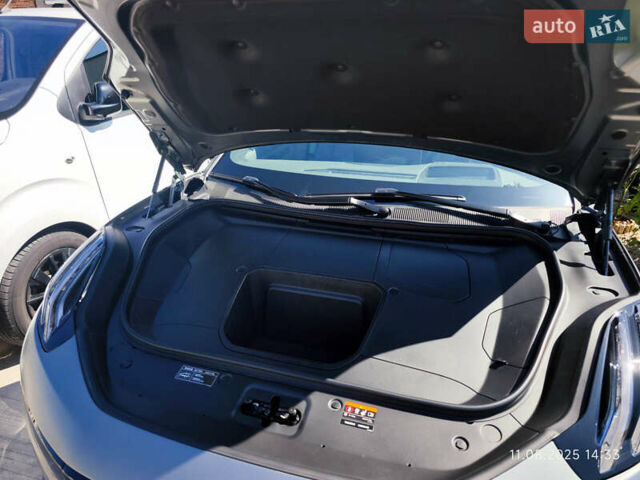 Серый Zeekr 001, объемом двигателя 0 л и пробегом 15 тыс. км за 39000 $, фото 41 на Automoto.ua