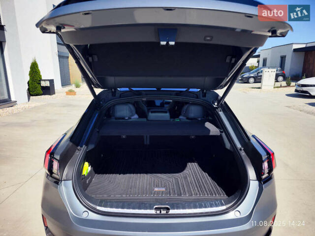 Серый Zeekr 001, объемом двигателя 0 л и пробегом 15 тыс. км за 39000 $, фото 42 на Automoto.ua