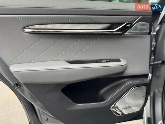 Серый Zeekr 001, объемом двигателя 0 л и пробегом 39 тыс. км за 38200 $, фото 35 на Automoto.ua