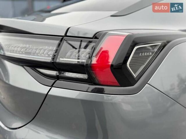 Серый Zeekr 001, объемом двигателя 0 л и пробегом 39 тыс. км за 38200 $, фото 13 на Automoto.ua