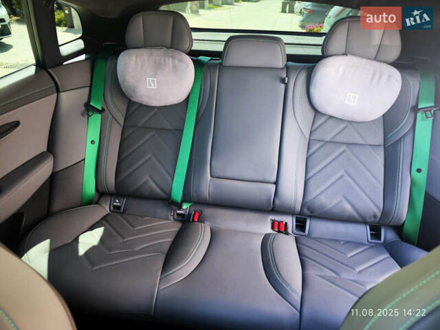 Серый Zeekr 001, объемом двигателя 0 л и пробегом 15 тыс. км за 39000 $, фото 35 на Automoto.ua