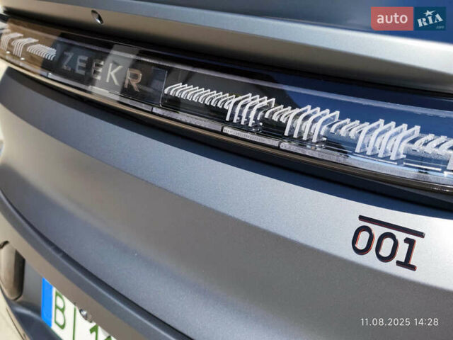 Серый Zeekr 001, объемом двигателя 0 л и пробегом 15 тыс. км за 39000 $, фото 11 на Automoto.ua