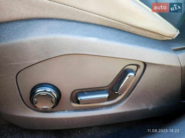 Серый Zeekr 001, объемом двигателя 0 л и пробегом 15 тыс. км за 39000 $, фото 38 на Automoto.ua