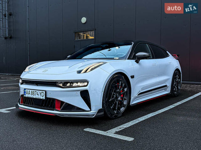 Сірий Zeekr 001, об'ємом двигуна 0 л та пробігом 2 тис. км за 79880 $, фото 4 на Automoto.ua