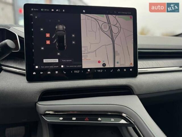 Серый Zeekr 001, объемом двигателя 0 л и пробегом 39 тыс. км за 38500 $, фото 24 на Automoto.ua