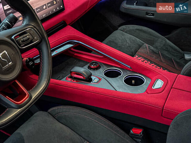 Сірий Zeekr 001, об'ємом двигуна 0 л та пробігом 2 тис. км за 79880 $, фото 29 на Automoto.ua