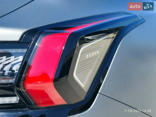 Серый Zeekr 001, объемом двигателя 0 л и пробегом 15 тыс. км за 39000 $, фото 14 на Automoto.ua