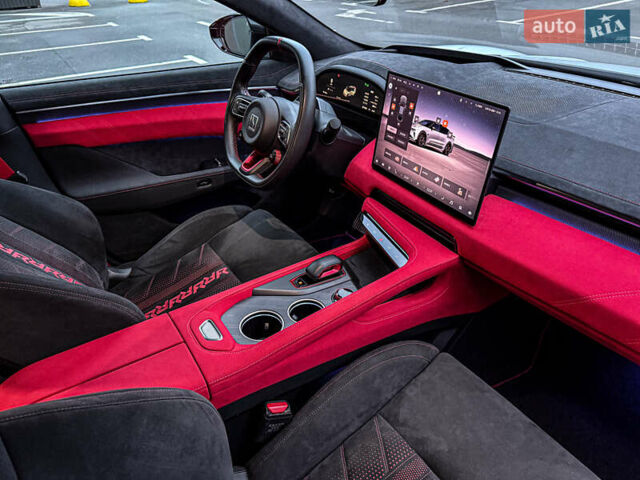 Сірий Zeekr 001, об'ємом двигуна 0 л та пробігом 2 тис. км за 79880 $, фото 23 на Automoto.ua