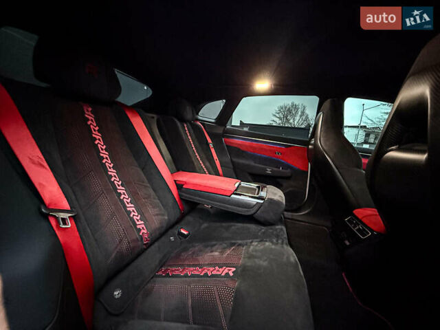 Сірий Zeekr 001, об'ємом двигуна 0 л та пробігом 2 тис. км за 79880 $, фото 18 на Automoto.ua