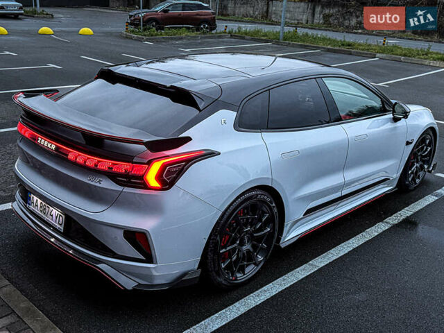 Сірий Zeekr 001, об'ємом двигуна 0 л та пробігом 2 тис. км за 79880 $, фото 16 на Automoto.ua