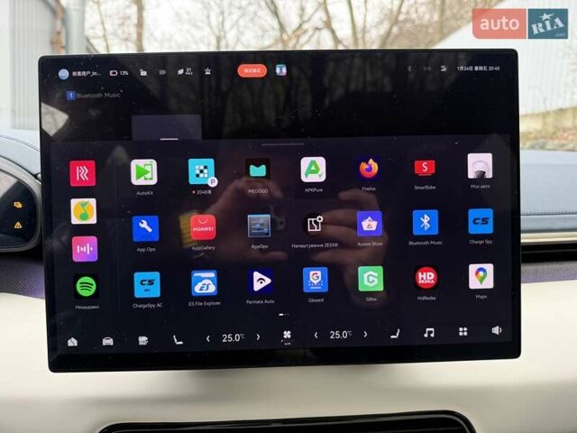 Серый Zeekr 001, объемом двигателя 0 л и пробегом 10 тыс. км за 46500 $, фото 29 на Automoto.ua