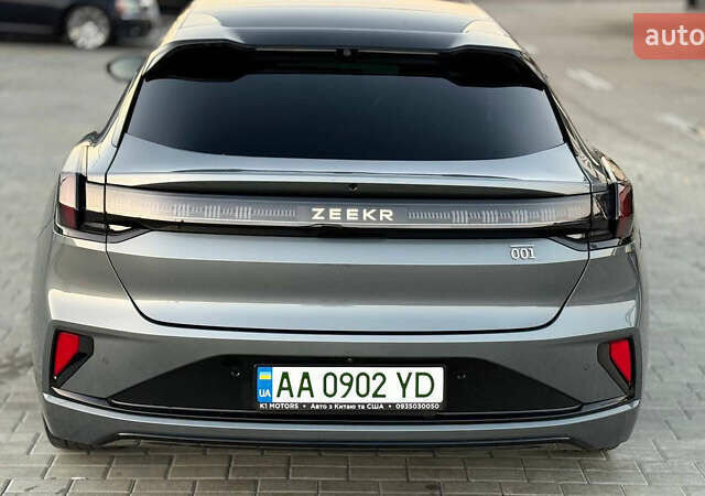 Серый Zeekr 001, объемом двигателя 0 л и пробегом 16 тыс. км за 48500 $, фото 3 на Automoto.ua