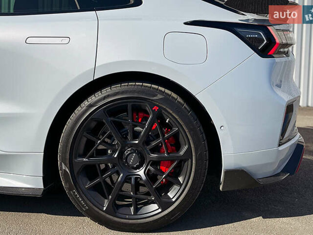 Серый Zeekr 001, объемом двигателя 0 л и пробегом 10 тыс. км за 95000 $, фото 7 на Automoto.ua
