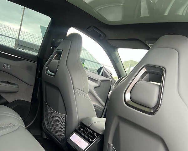 Серый Zeekr 001, объемом двигателя 0 л и пробегом 28 тыс. км за 36300 $, фото 9 на Automoto.ua