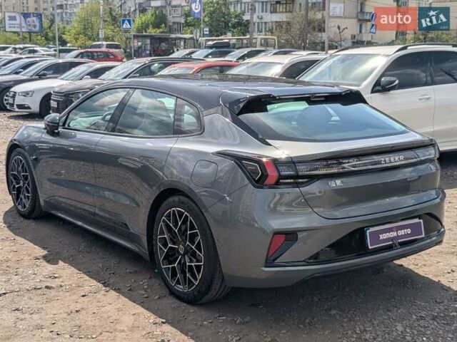 Серый Zeekr 001, объемом двигателя 0 л и пробегом 2 тыс. км за 49500 $, фото 19 на Automoto.ua