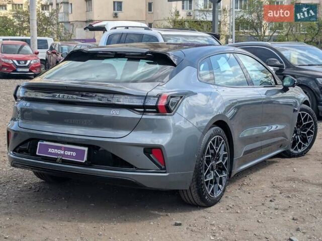 Серый Zeekr 001, объемом двигателя 0 л и пробегом 2 тыс. км за 49500 $, фото 5 на Automoto.ua