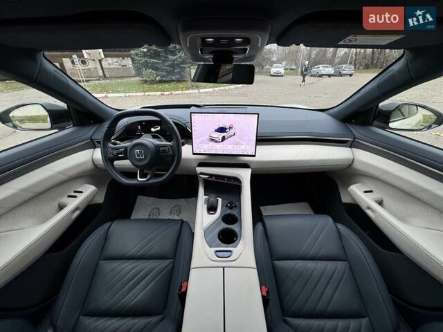 Сірий Zeekr 001, об'ємом двигуна 0 л та пробігом 11 тис. км за 42900 $, фото 20 на Automoto.ua