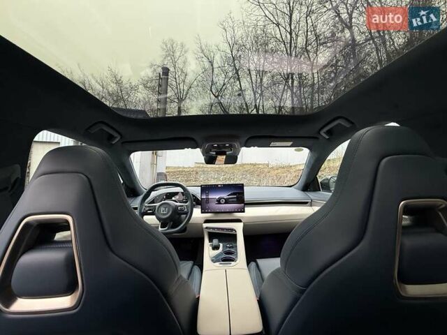 Серый Zeekr 001, объемом двигателя 0 л и пробегом 10 тыс. км за 46500 $, фото 59 на Automoto.ua