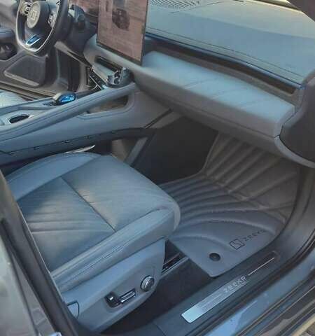 Серый Zeekr 001, объемом двигателя 0 л и пробегом 12 тыс. км за 41000 $, фото 4 на Automoto.ua