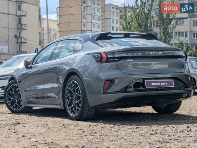 Серый Zeekr 001, объемом двигателя 0 л и пробегом 2 тыс. км за 49500 $, фото 3 на Automoto.ua