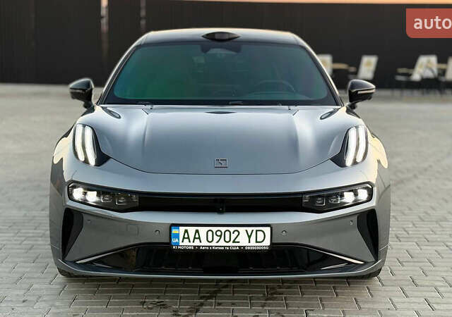 Серый Zeekr 001, объемом двигателя 0 л и пробегом 16 тыс. км за 48500 $, фото 1 на Automoto.ua