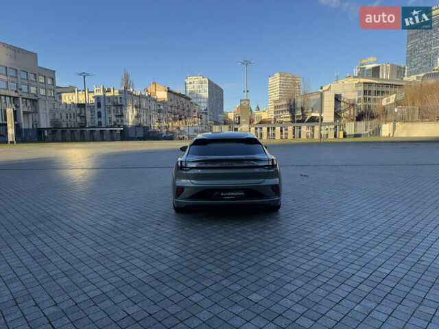 Сірий Zeekr 001, об'ємом двигуна 0 л та пробігом 7 тис. км за 46900 $, фото 5 на Automoto.ua