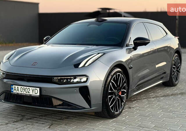 Серый Zeekr 001, объемом двигателя 0 л и пробегом 16 тыс. км за 48500 $, фото 2 на Automoto.ua