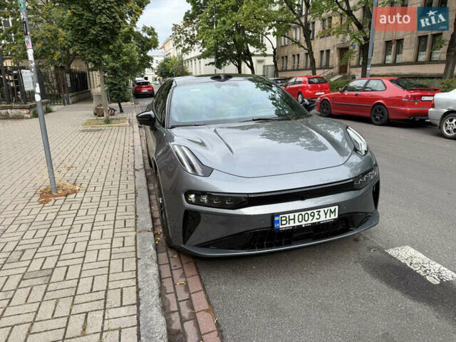 Серый Zeekr 001, объемом двигателя 0 л и пробегом 12 тыс. км за 46999 $, фото 2 на Automoto.ua