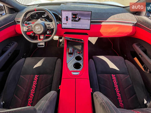 Серый Zeekr 001, объемом двигателя 0 л и пробегом 10 тыс. км за 95000 $, фото 10 на Automoto.ua