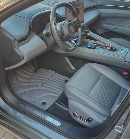Серый Zeekr 001, объемом двигателя 0 л и пробегом 12 тыс. км за 41000 $, фото 5 на Automoto.ua
