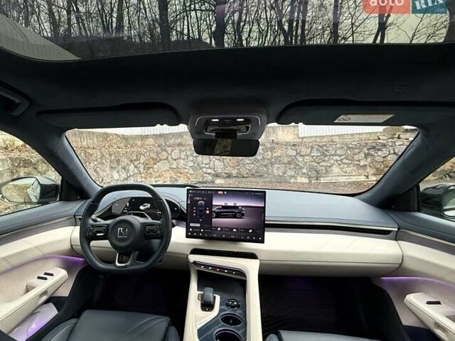 Серый Zeekr 001, объемом двигателя 0 л и пробегом 10 тыс. км за 46500 $, фото 45 на Automoto.ua