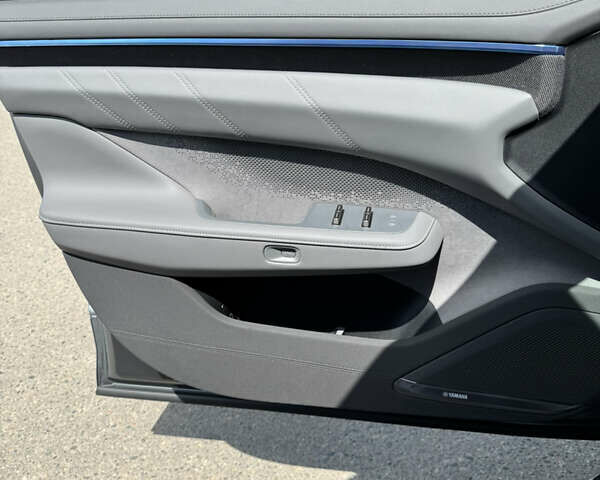 Серый Zeekr 001, объемом двигателя 0 л и пробегом 16 тыс. км за 44700 $, фото 10 на Automoto.ua