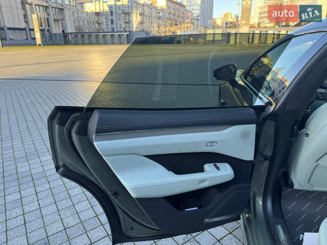 Сірий Zeekr 001, об'ємом двигуна 0 л та пробігом 7 тис. км за 46900 $, фото 17 на Automoto.ua