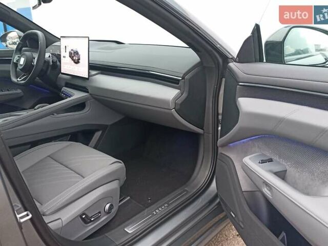 Серый Zeekr 001, объемом двигателя 0 л и пробегом 1 тыс. км за 47500 $, фото 18 на Automoto.ua