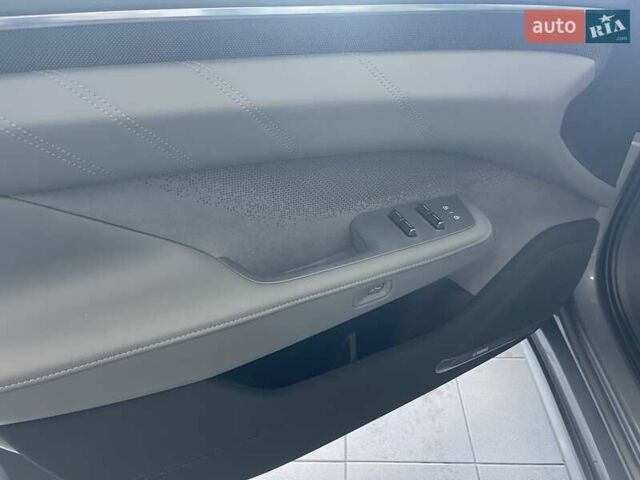 Серый Zeekr 001, объемом двигателя 0 л и пробегом 1 тыс. км за 43200 $, фото 9 на Automoto.ua