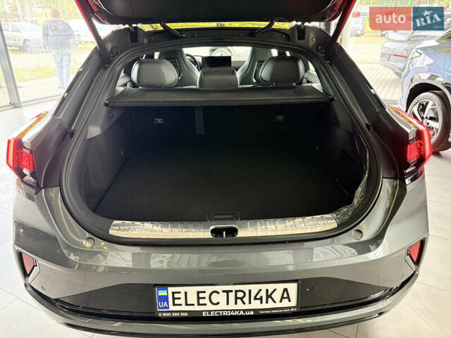 Zeekr 001 2025 в Полтаве на Automoto.ua Серый Zeekr 001, объемом двигателя 0 л и пробегом 1 тыс. км за 45000 $, фото 7 на Automoto.ua