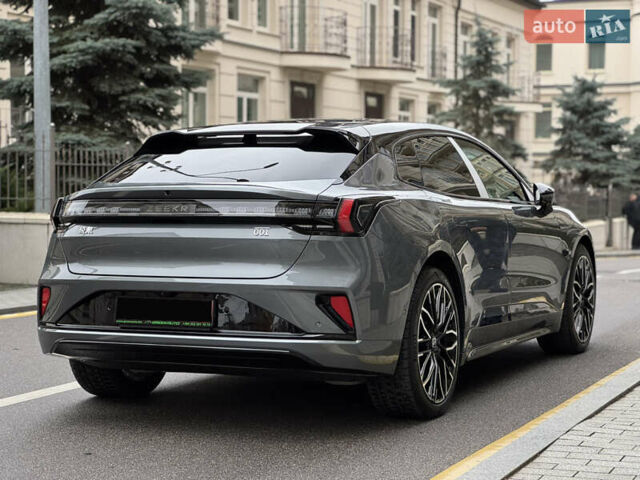 Серый Zeekr 001, объемом двигателя 0 л и пробегом 1 тыс. км за 59500 $, фото 8 на Automoto.ua