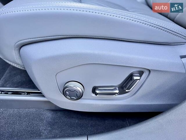 Серый Zeekr 001, объемом двигателя 0 л и пробегом 1 тыс. км за 51999 $, фото 23 на Automoto.ua