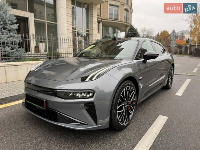 Серый Zeekr 001, объемом двигателя 0 л и пробегом 1 тыс. км за 59500 $, фото 1 на Automoto.ua