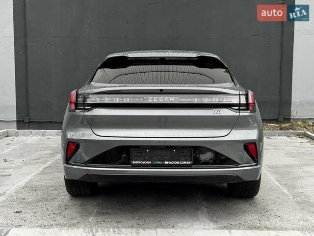 Серый Zeekr 001, объемом двигателя 0 л и пробегом 1 тыс. км за 49990 $, фото 4 на Automoto.ua
