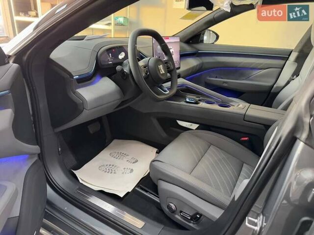 Серый Zeekr 001, объемом двигателя 0 л и пробегом 1 тыс. км за 43199 $, фото 7 на Automoto.ua