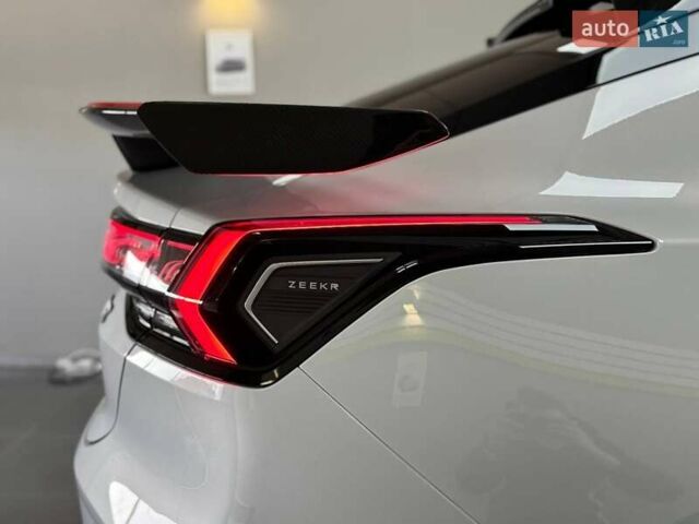 Серый Zeekr 001, объемом двигателя 0 л и пробегом 1 тыс. км за 116999 $, фото 10 на Automoto.ua
