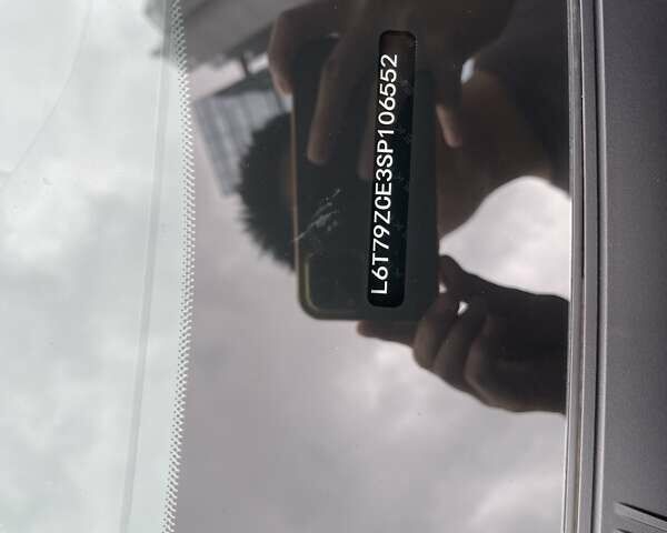 Серый Zeekr 001, объемом двигателя 0 л и пробегом 3 тыс. км за 46900 $, фото 10 на Automoto.ua