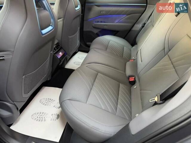 Серый Zeekr 001, объемом двигателя 0 л и пробегом 1 тыс. км за 43199 $, фото 13 на Automoto.ua