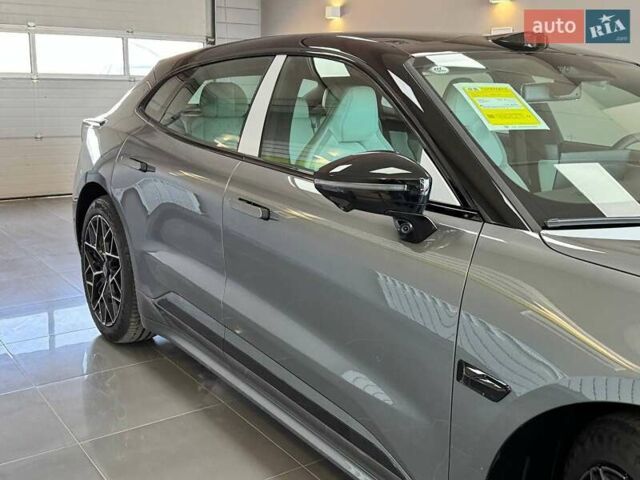 Серый Zeekr 001, объемом двигателя 0 л и пробегом 1 тыс. км за 45499 $, фото 8 на Automoto.ua